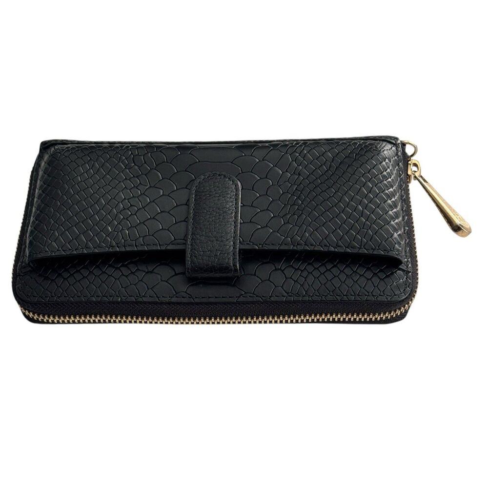 GiGi New York City Phone Wallet Black Python Leather Zip Around $215